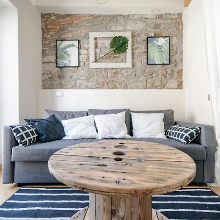 Gem Of The Lake - Luxury Apartment Como Old Town Extérieur photo