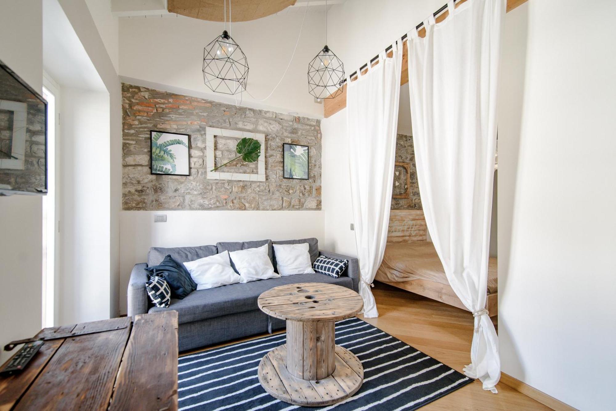Gem Of The Lake - Luxury Apartment Como Old Town Extérieur photo